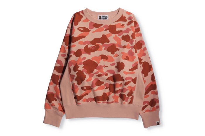 1ST CAMO WIDE CREWNECK